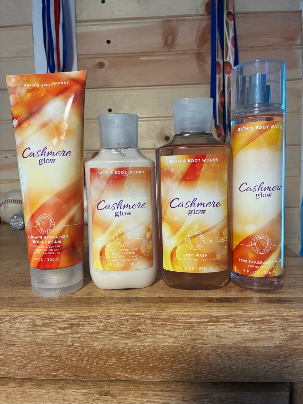 Bath & Body Works Cashmere Glow Body Care Set - Orange